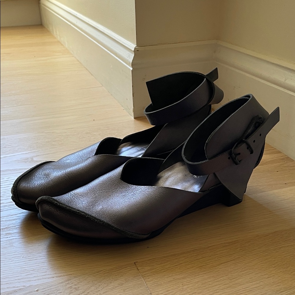 Trippen women’s grey leather wedges
